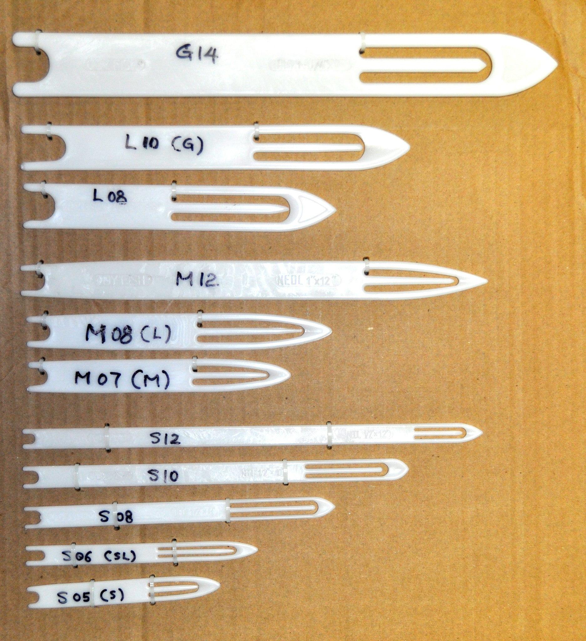 Cast net needles